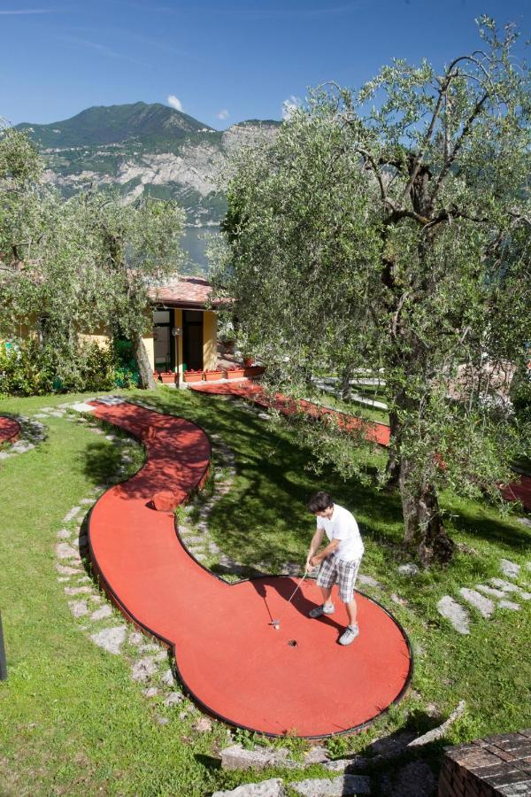 Hotel Residence Rely Brenzone sul Garda Eksteriør billede