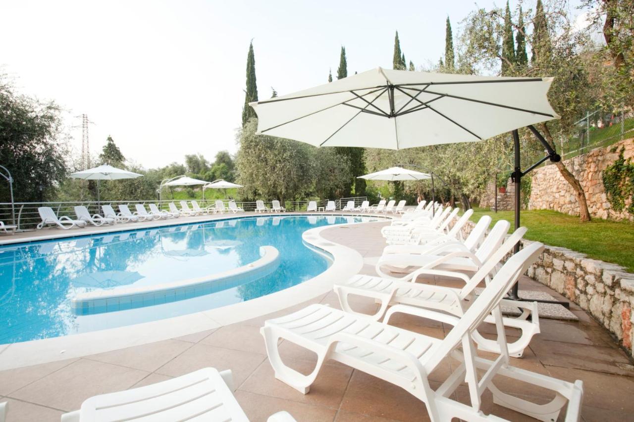 Hotel Residence Rely Brenzone sul Garda Eksteriør billede